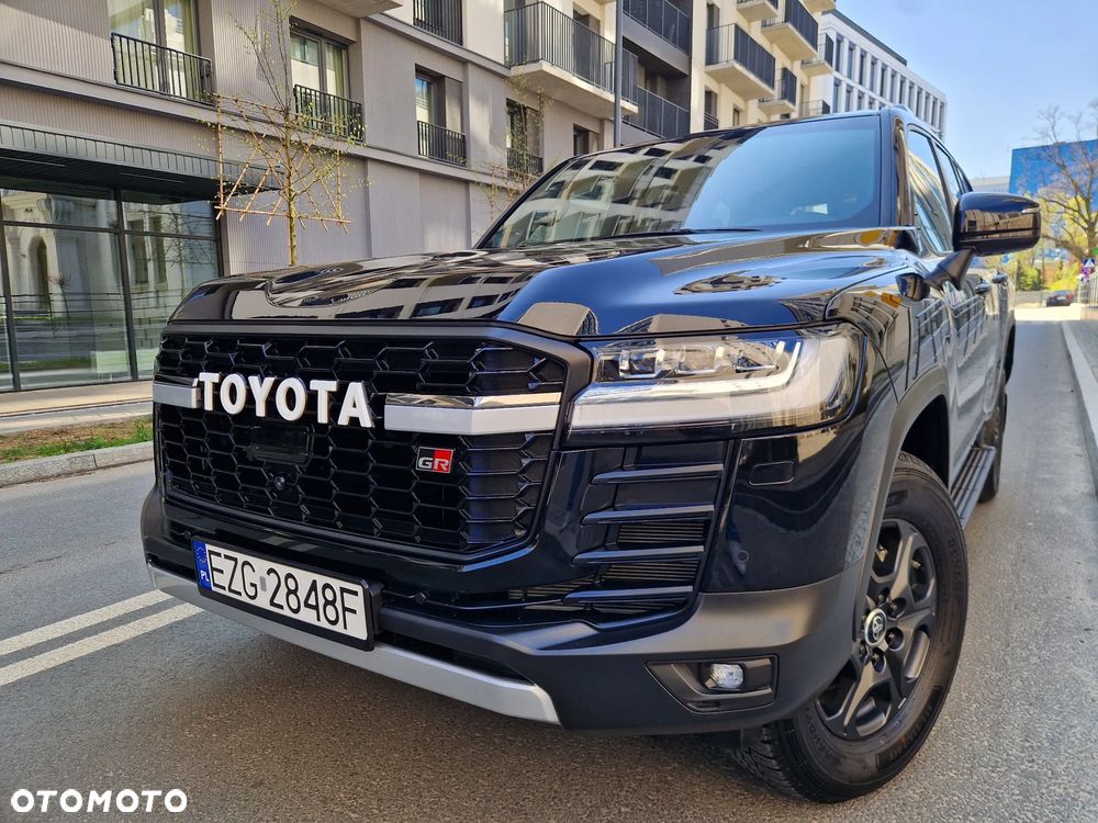 Toyota Land Cruiser - 14