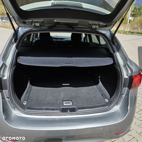 Toyota Avensis 2.0 D-4D Prestige - 8