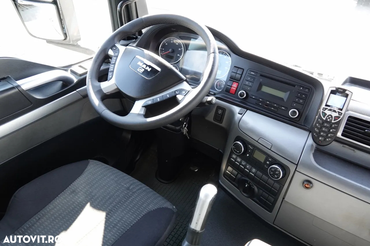 MAN TGS 18.400 / 4x4 / BASCULANTE - 4,7 M + HDS HIAB 111 inaltime: 7,4 m / MANUAL / PALET / RADIO CONTROL - 34