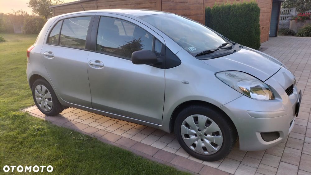 Toyota Yaris 1.4 D-4D Terra - 2