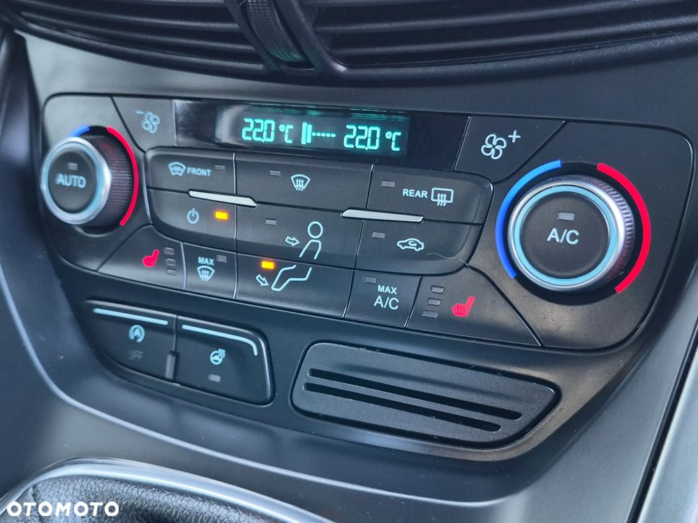 Ford Kuga - 13