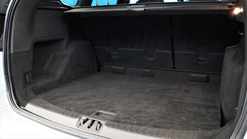 Ford Kuga 2.0 TDCi AWD ST-Line - 33