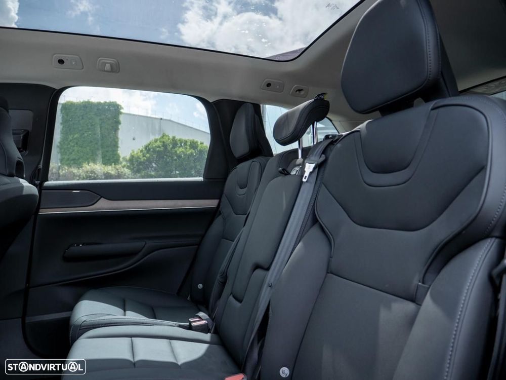 Volvo EX90 111 kWh Twin Motor Performance Ultra - 33