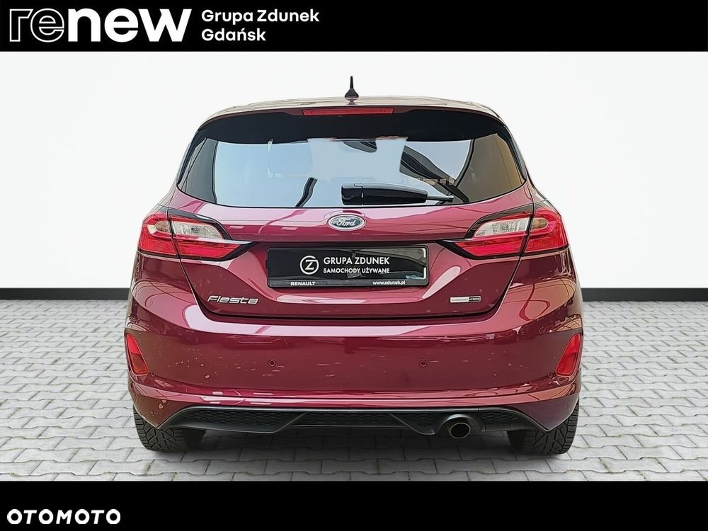 Ford Fiesta - 10
