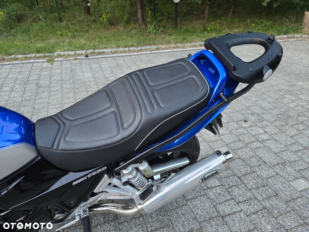 Suzuki GSX - 19