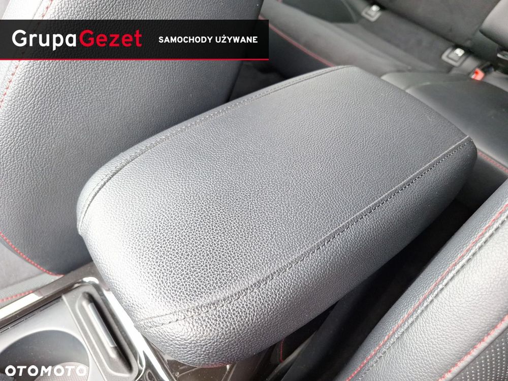 Kia ProCeed 1.6 T-GDI GT DCT - 38
