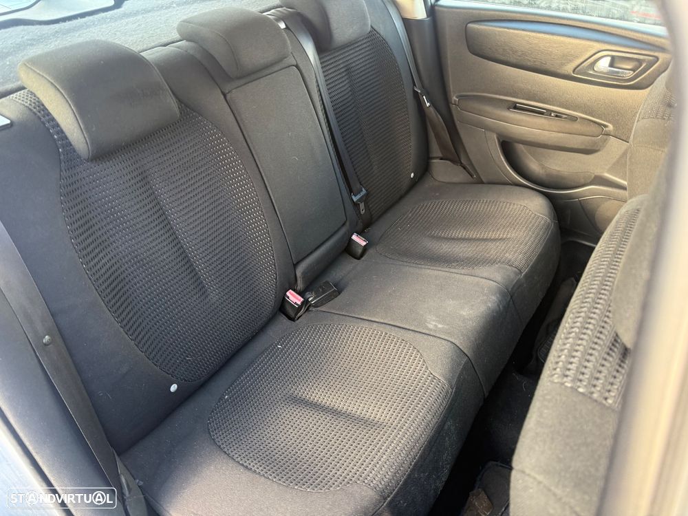Citroën C4 1.6 HDi SX - 9