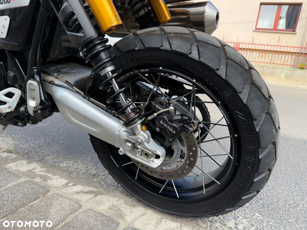 Triumph Scrambler - 33
