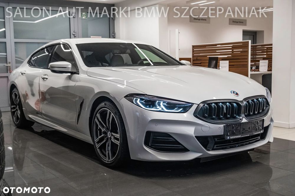 BMW Seria 8 840i xDrive