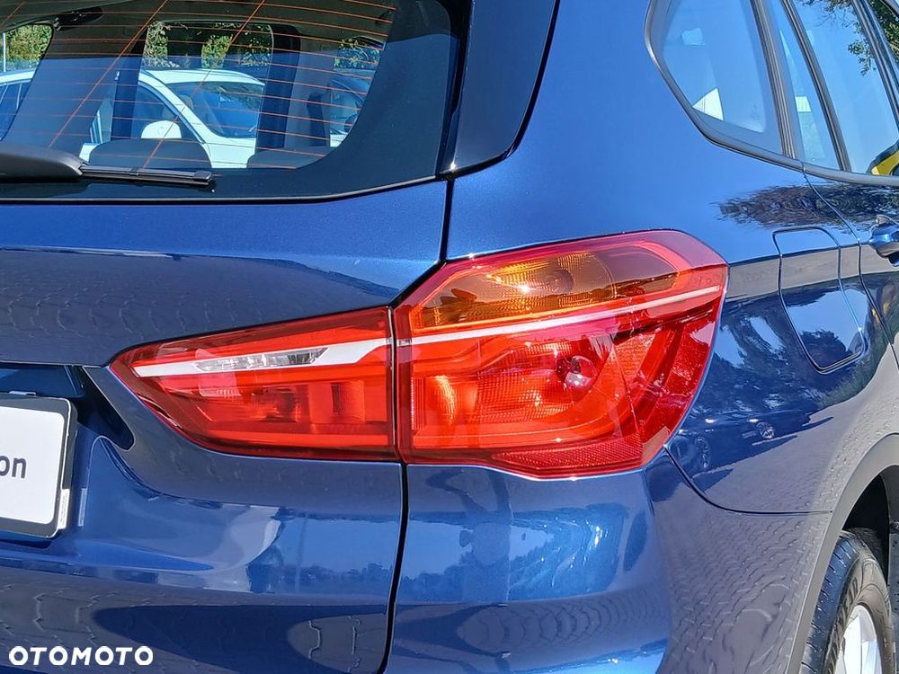BMW X1 sDrive18i Advantage - 12