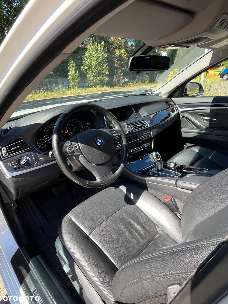 BMW Seria 5 520d xDrive Luxury Line - 26