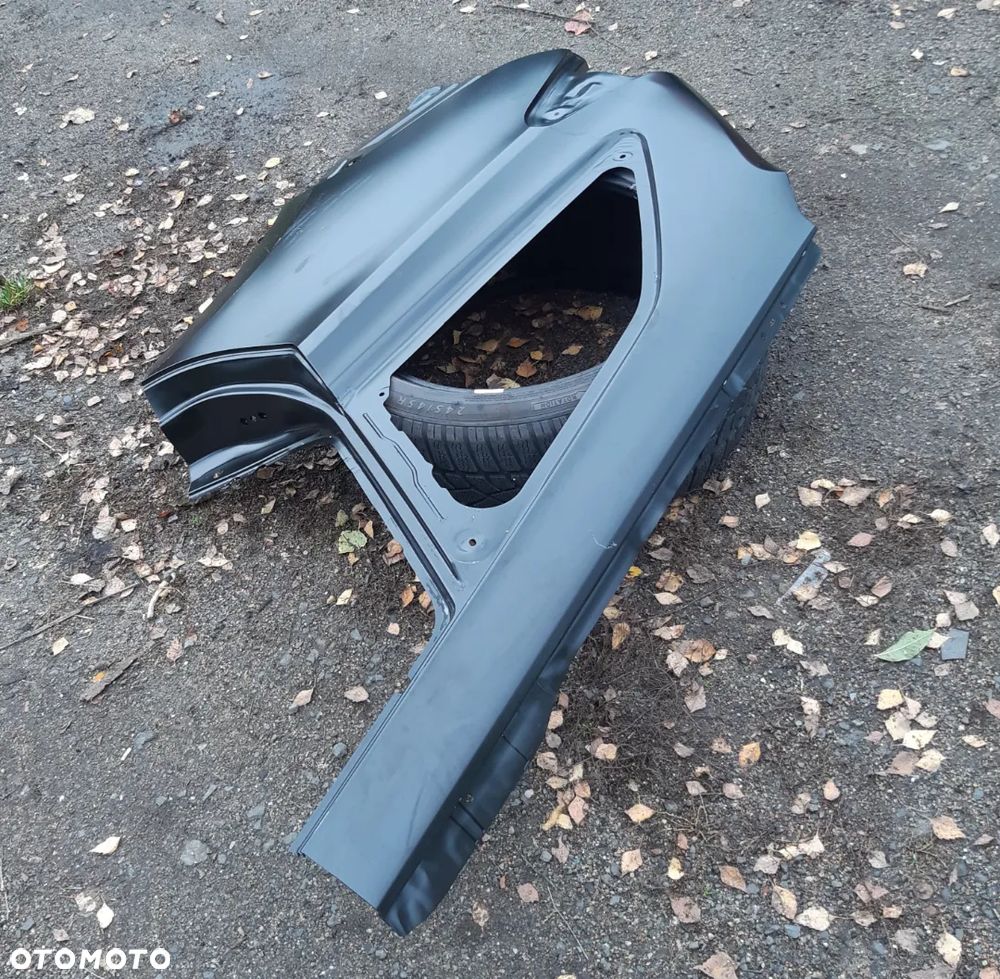 Błotnik prawy tył tylny Toyota Auris II Kombi - 3