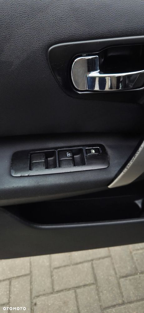 Nissan Qashqai 2.0 Tekna - 25