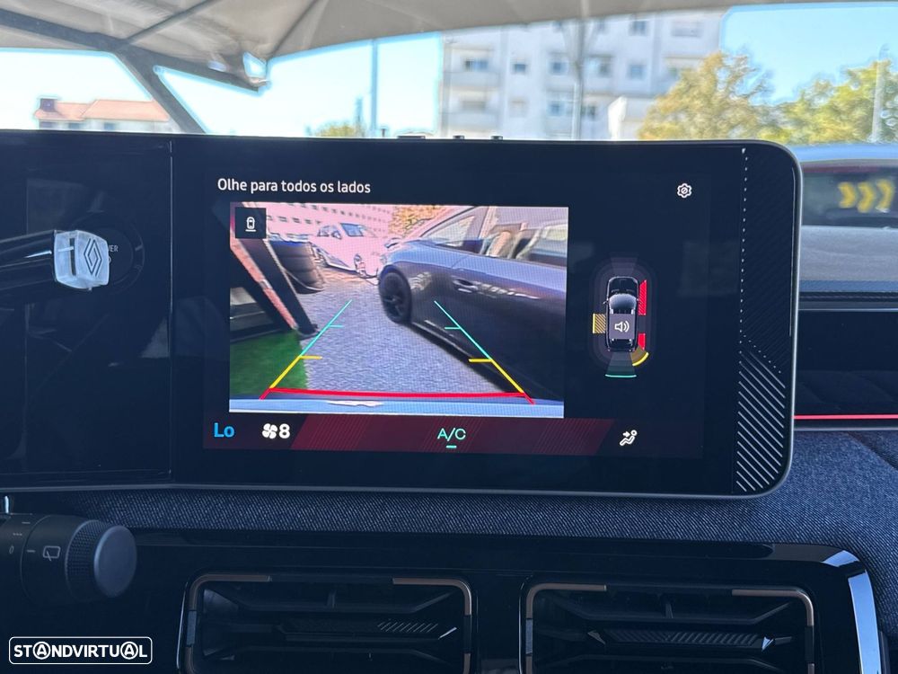 Renault 4 E-Tech 52 kWh Techno Autonomia Conforto - 44