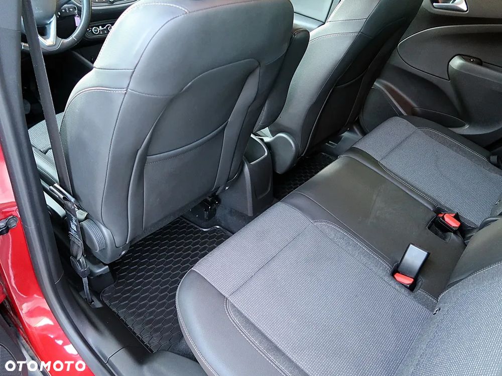 Opel Crossland X - 9