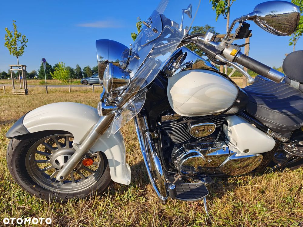 Suzuki VL 800 Volusia - Boulevard C50 - 13