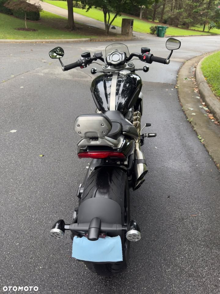 Triumph Rocket - 33