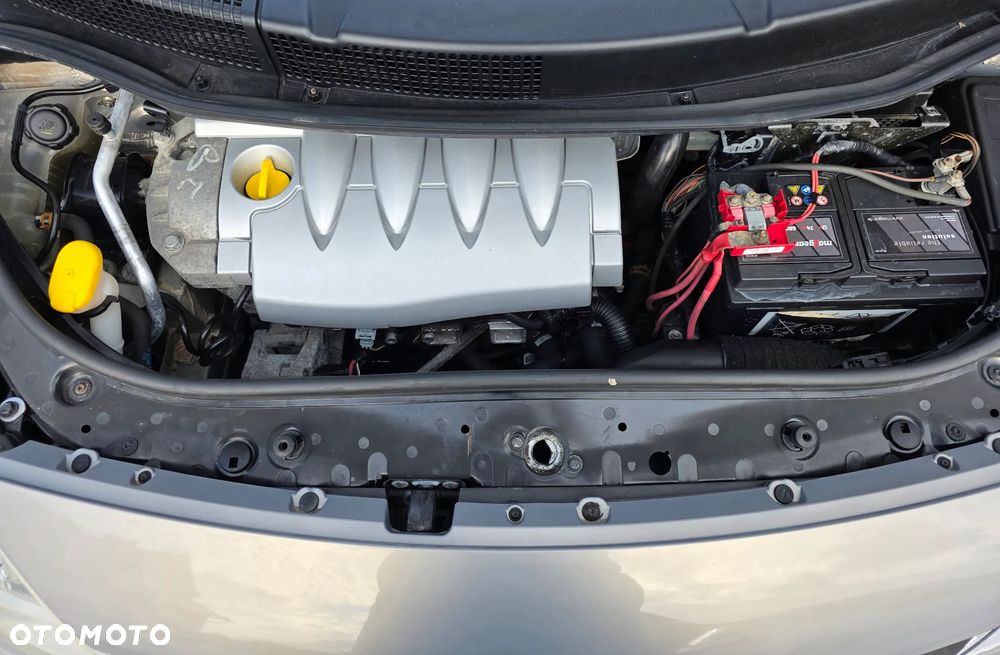 Renault Scenic 1.6 16V Alize - 21
