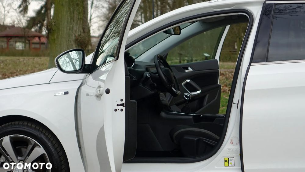 Peugeot 308 - 6