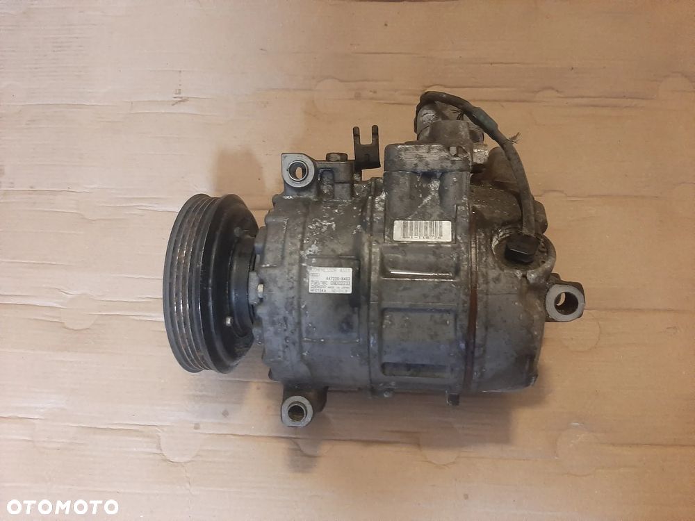 Sprężarka kompresor klimatyzacji AUDI A4B6 1.9 TDI  447220-8403 - 1