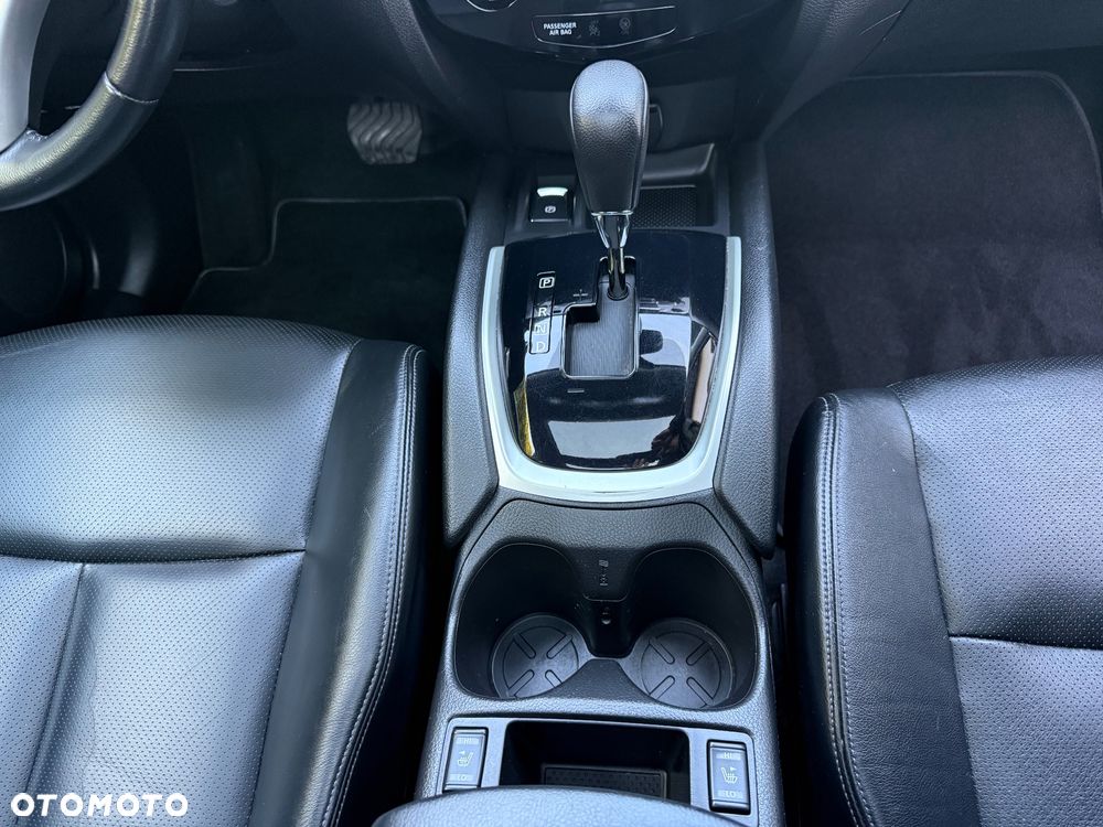 Nissan X-Trail 1.6 DCi Tekna 2WD Xtronic 7os - 25