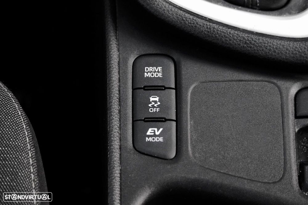 Toyota Yaris 1.5 HDF Comfort - 22