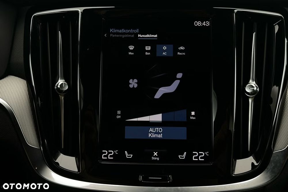 Volvo V60 B4 D R-Design - 26