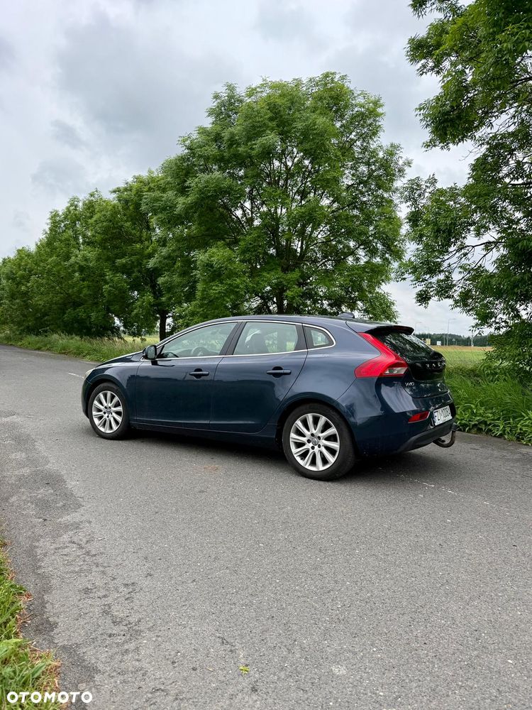 Volvo V40 D2 Summum - 6