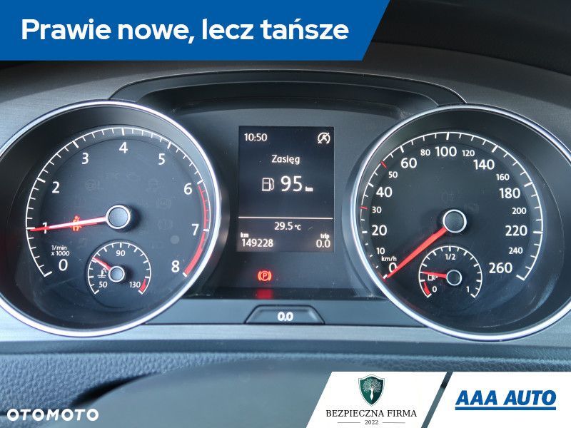 Volkswagen Golf - 12