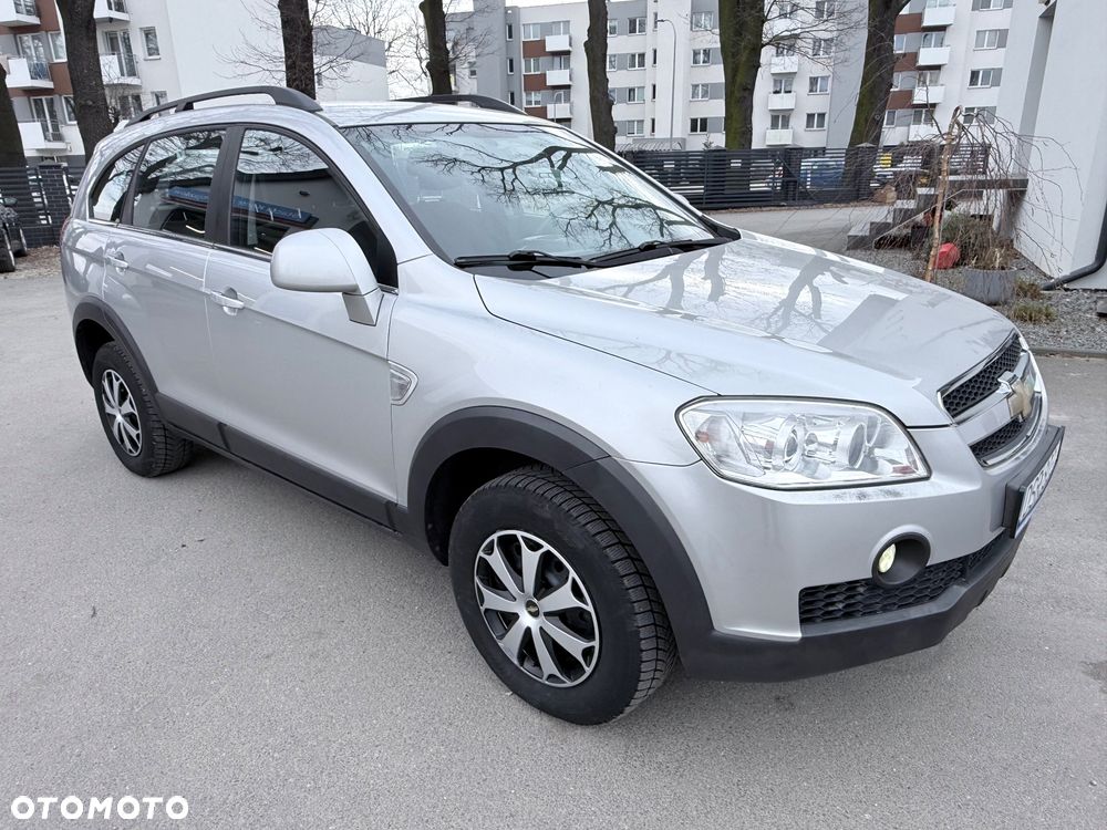 Chevrolet Captiva 2.4 LS 5os - 1