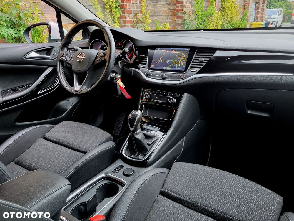Opel Astra - 9