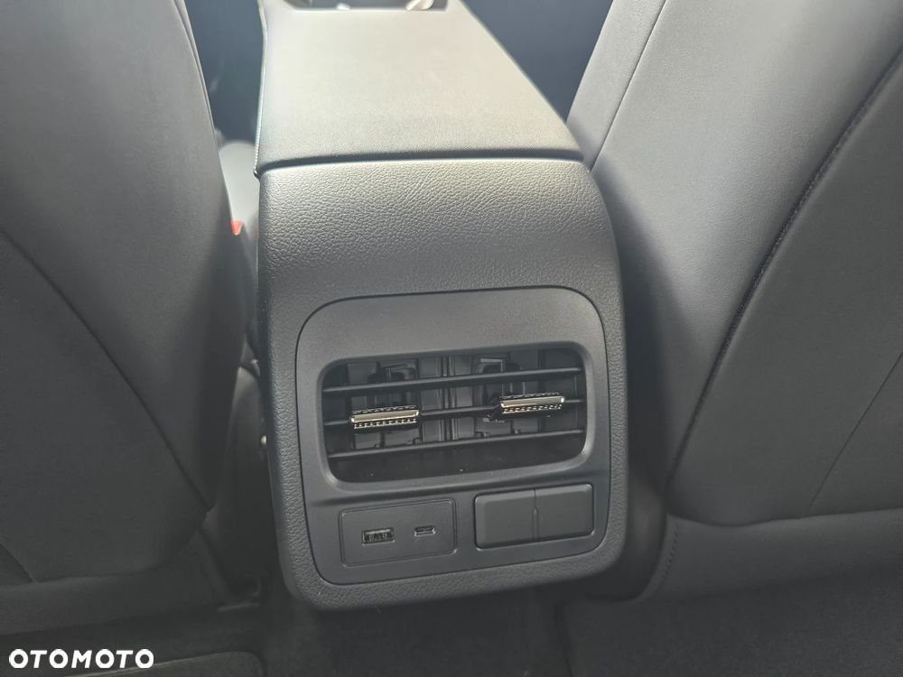 Omoda 5 1.6 T-GDI Comfort DCT - 32