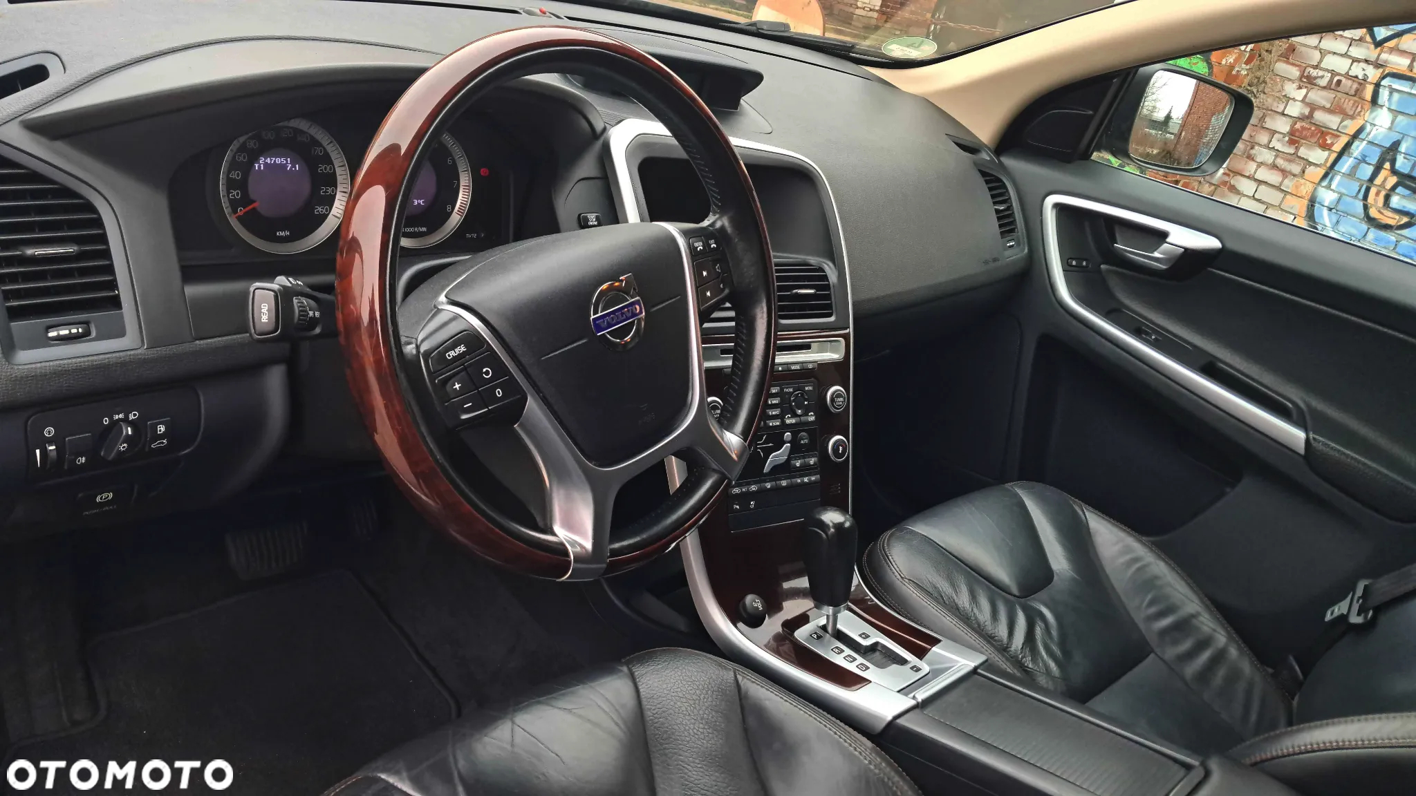 Volvo XC 60 - 11