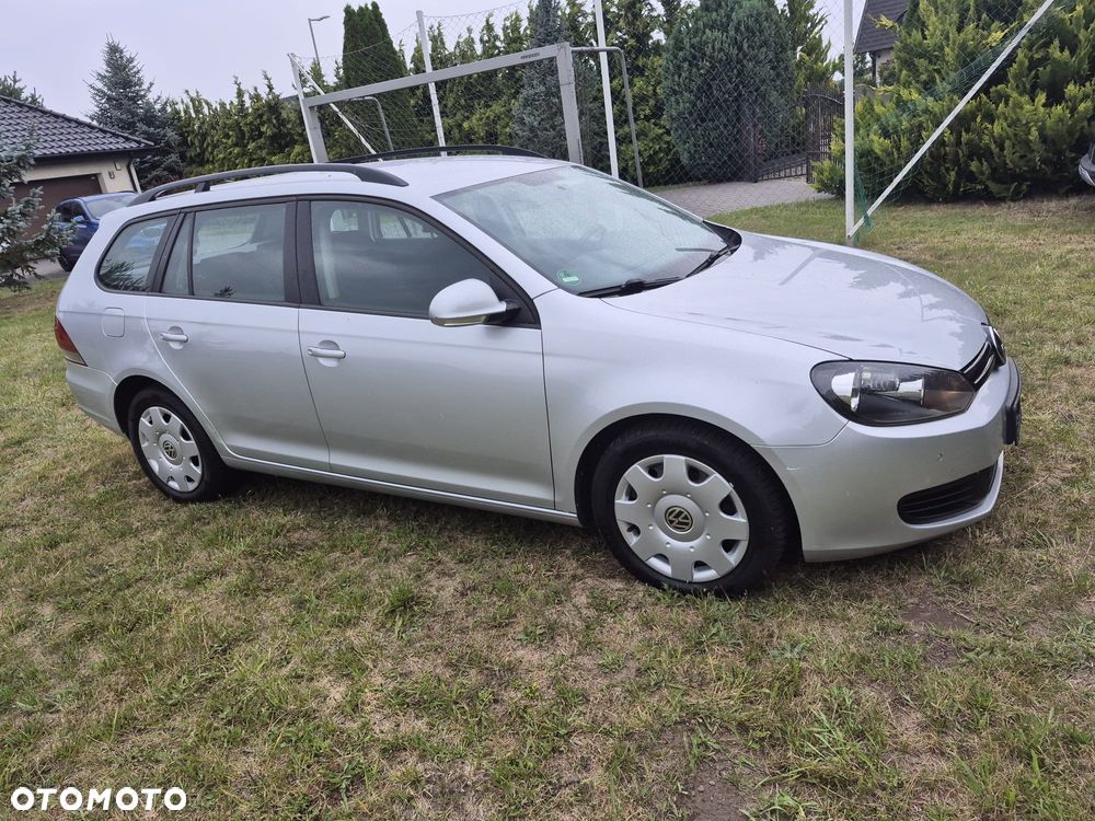 Volkswagen Golf - 2