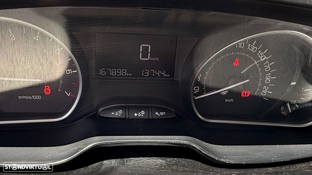 Peugeot 208 1.2 PureTech Style - 30