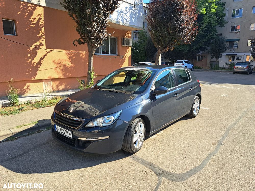 Peugeot 308 - 1
