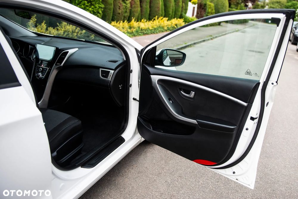 Hyundai i30 1.4 Trend - 36