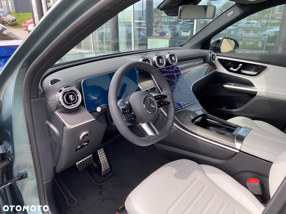 Mercedes-Benz GLC - 9