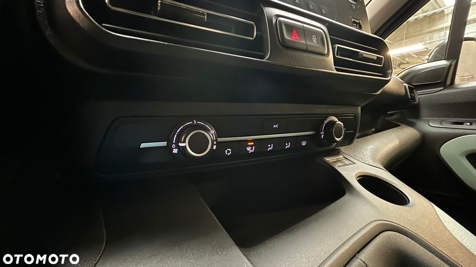 Citroën Berlingo M 1.2 PureTech Feel S&S - 27