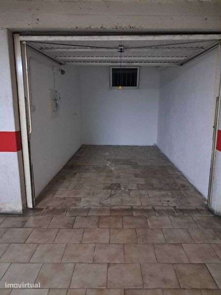 Garagem Para Arrendamento  Cacém - Grande imagem: 4/10