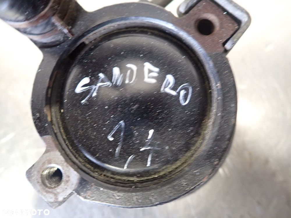 POMPA WSPOMAGANIA DACIA SANDERO 1.4 - 6