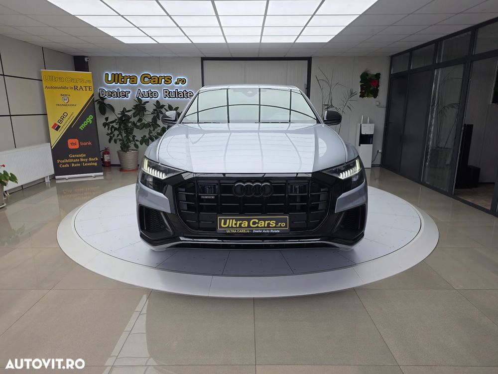 Audi Q8 - 9