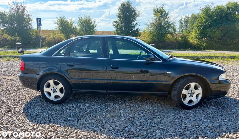 Audi A4 Limousine 1.8T - 7