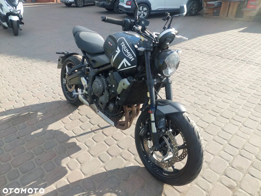 Triumph Trident - 6