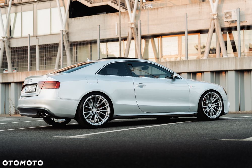 Audi S5 Coupé - 8
