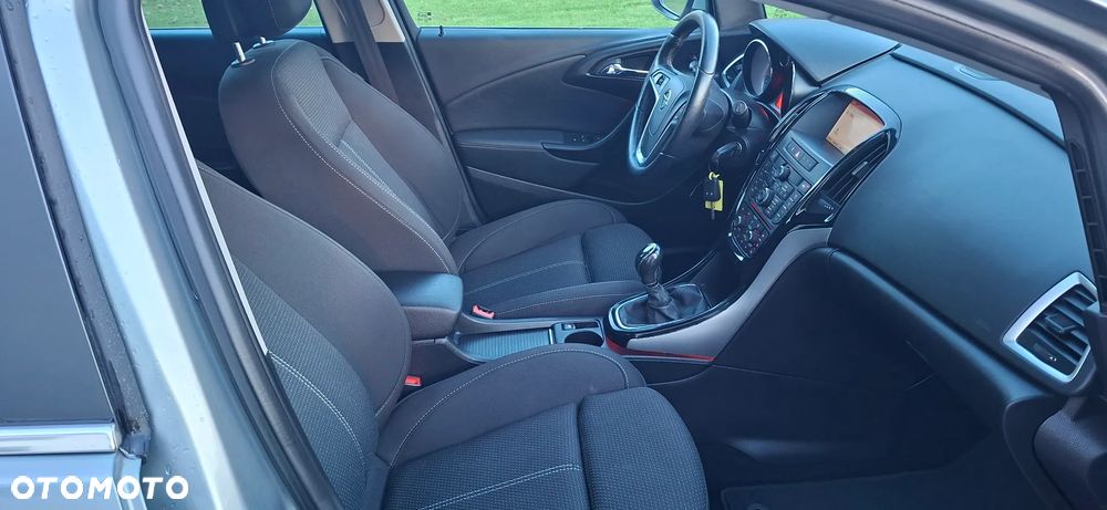 Opel Astra - 25