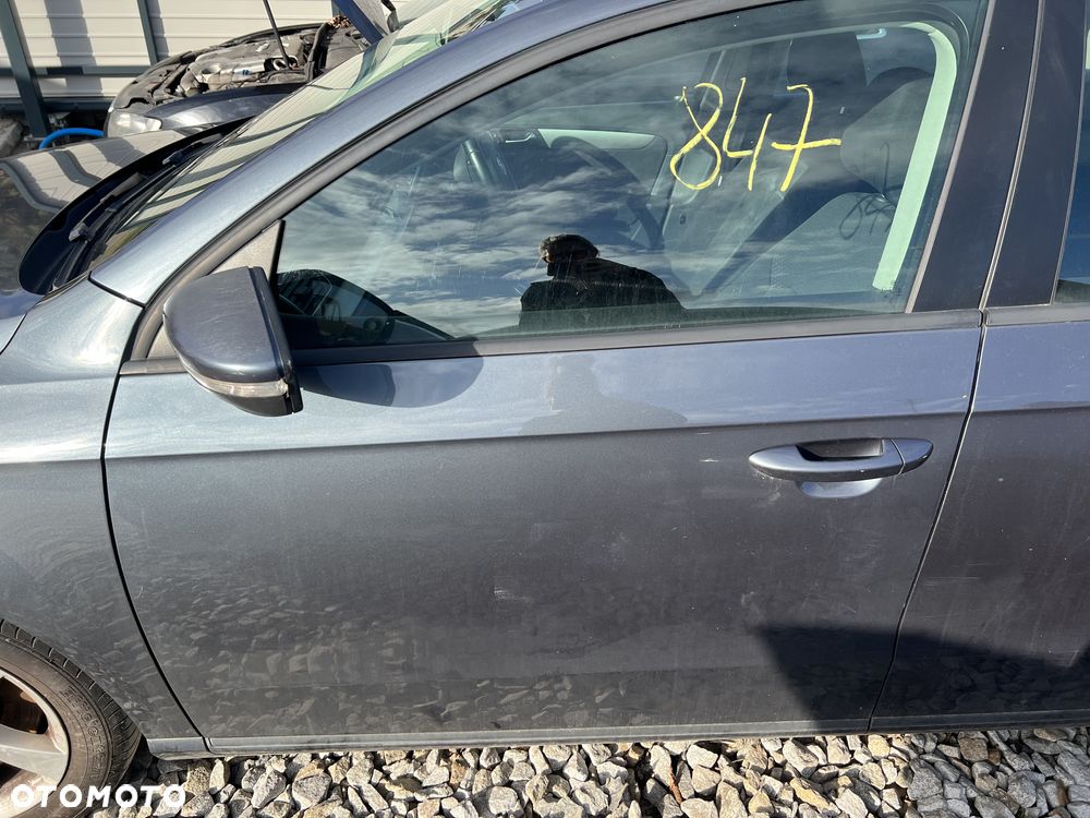 Drzwi LEWE przednie Volkswagen Passat B7 - 1