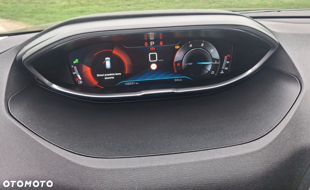 Peugeot 3008 1.5 BlueHDi Active S&S EAT8 - 13