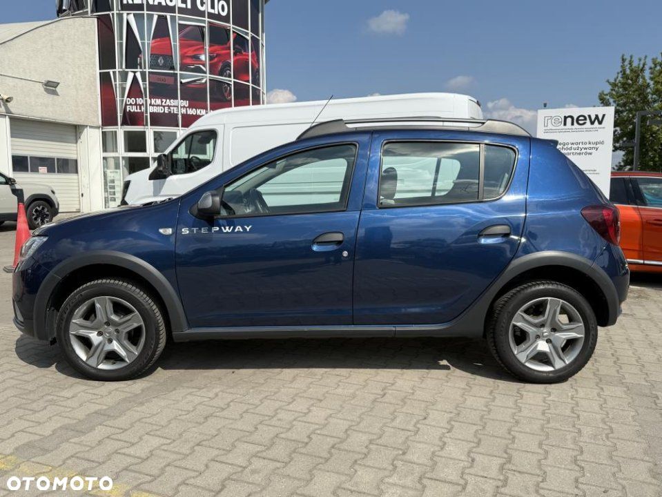 Dacia Sandero - 8