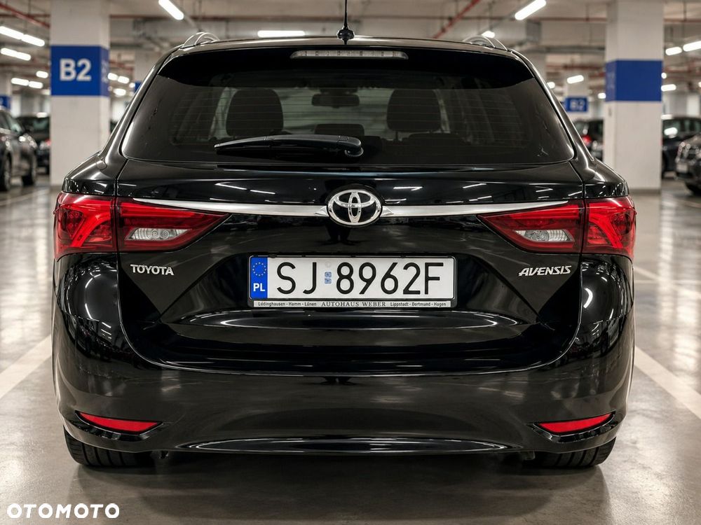 Toyota Avensis - 4